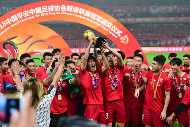 阿指导！媒体人：阿不都沙拉木新赛季将是球员兼教练员的身份